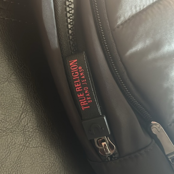 True religion crossbody backpack - Picture 6 of 9